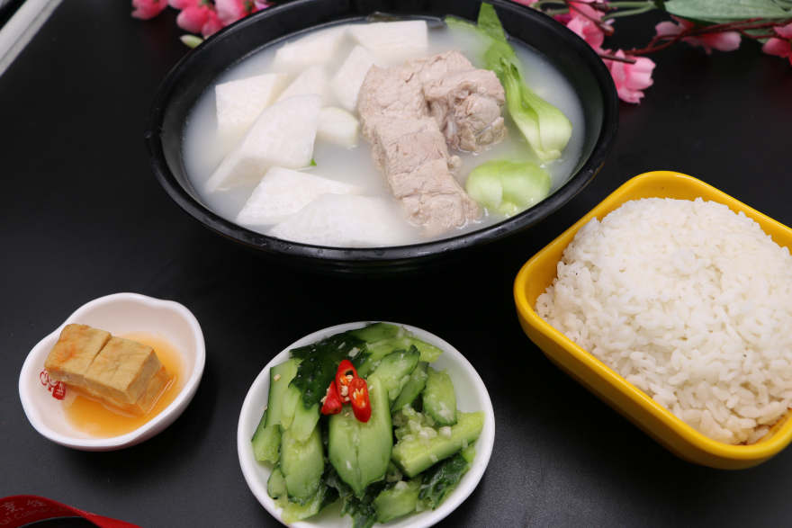 贵阳浓汤炖骨饭培训